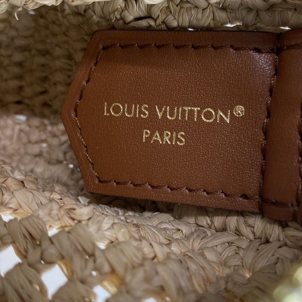 Louis Vuitton Croissant Shoulder Bag Natural Tan - Picture 12 of 16